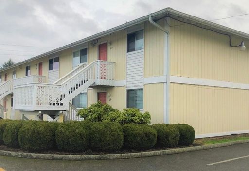 Mount Vernon 1 Bed & 1 Bath Apartment With Deck/Patio – photo 1