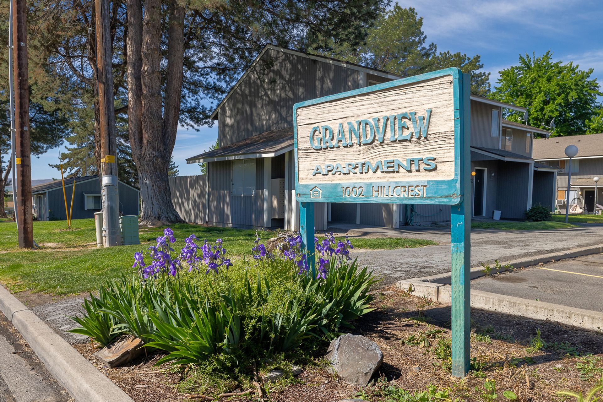 The Grandview Apartments