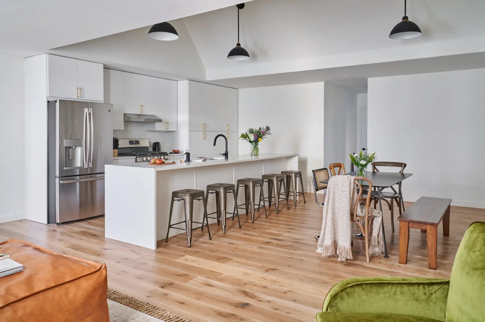 Washington Apartment: 3431 13th St NW