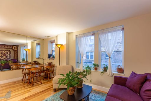 The Ideal 2 Bedroom Oasis Just Steps From U St! – photo 1