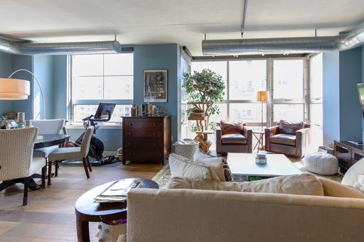 Stunning Two Bedroom Condo at Union Row! Parking Included! – photo 1