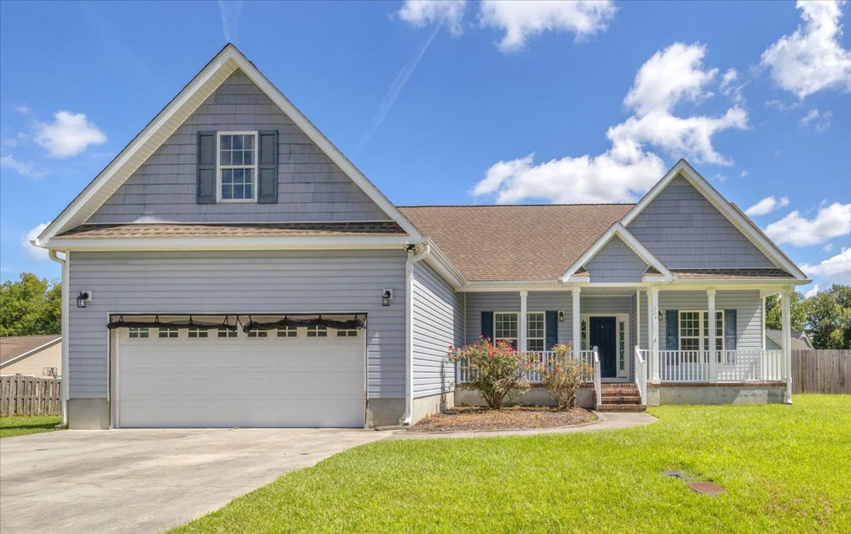 Jacksonville House: 164 Backfield Place