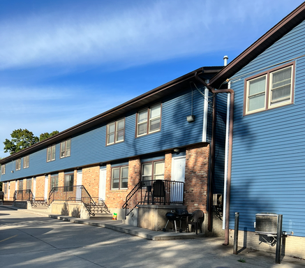2 Bedroom Townhome - Available for September move in