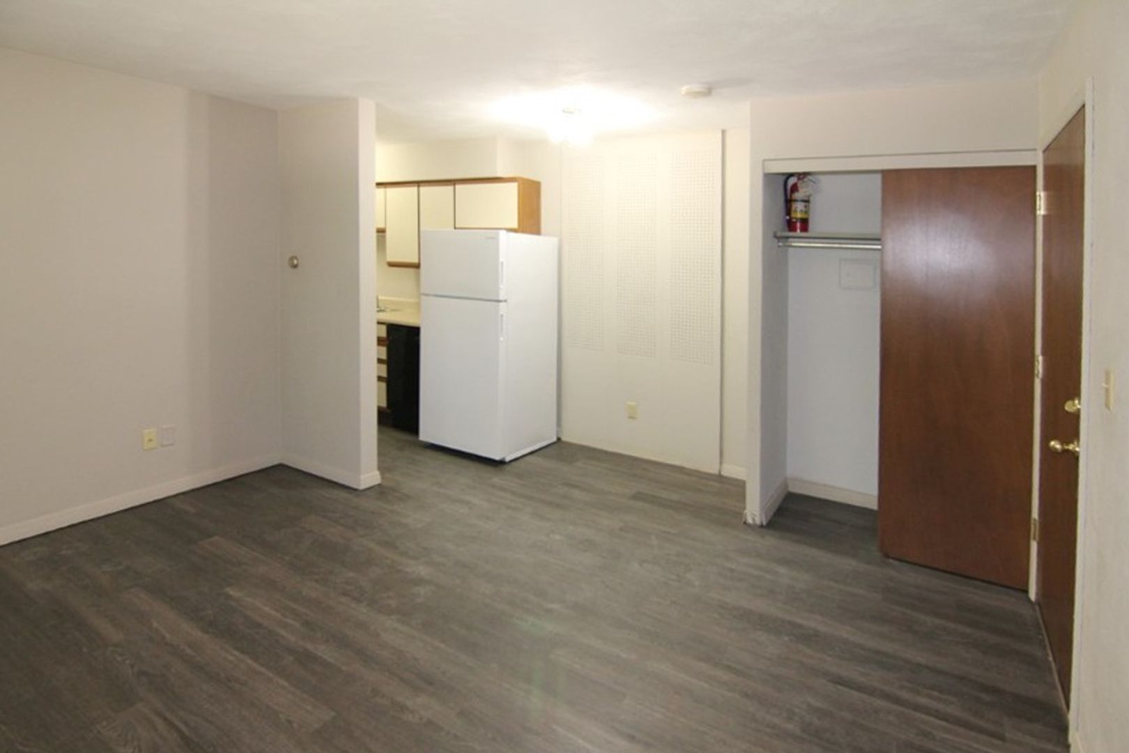 Coralville Apartment: 914 20th Ave Pl