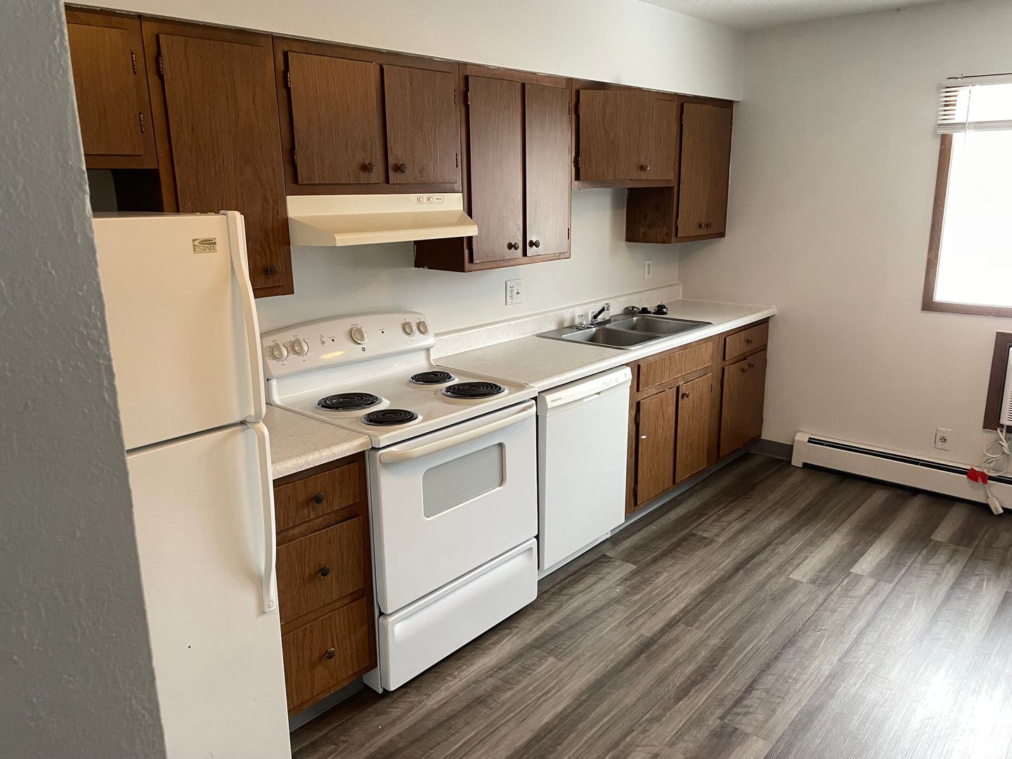 Cedar Rapids Apartment: 1601 30th St NW