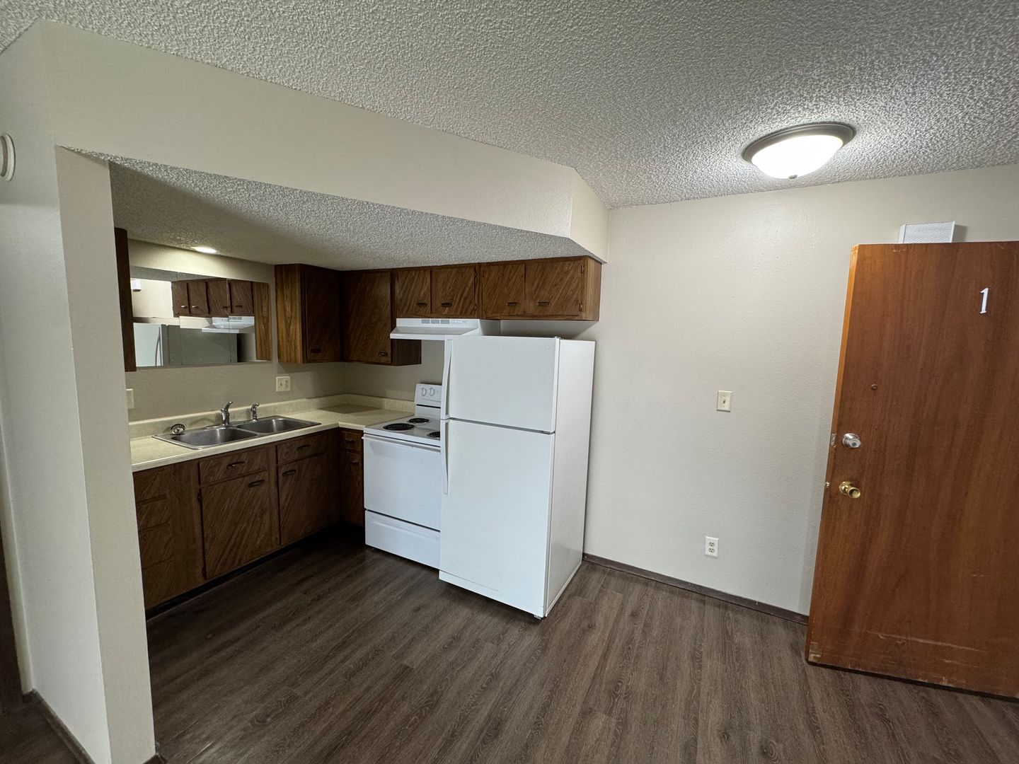Marion Apartment: 1200 Meadowview Dr