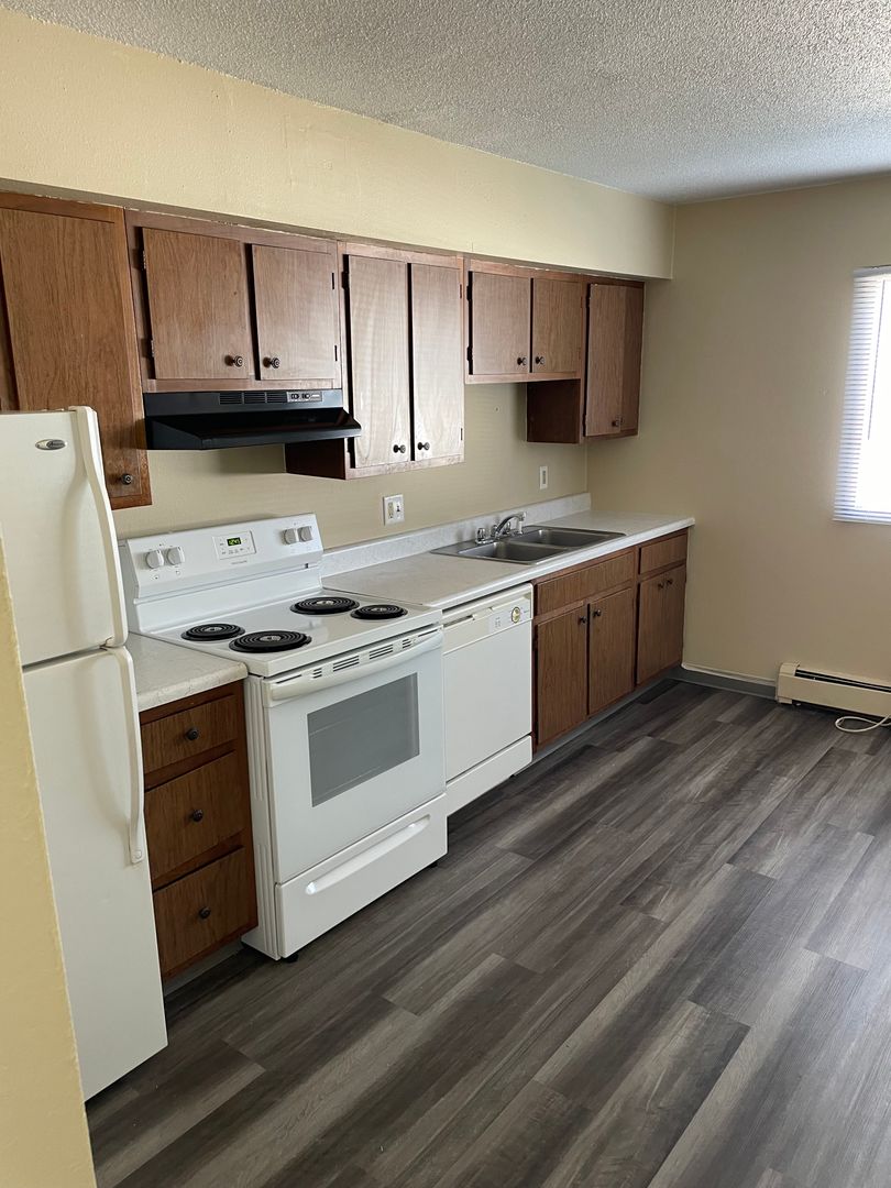 The Malory Apartments 1 of 6
