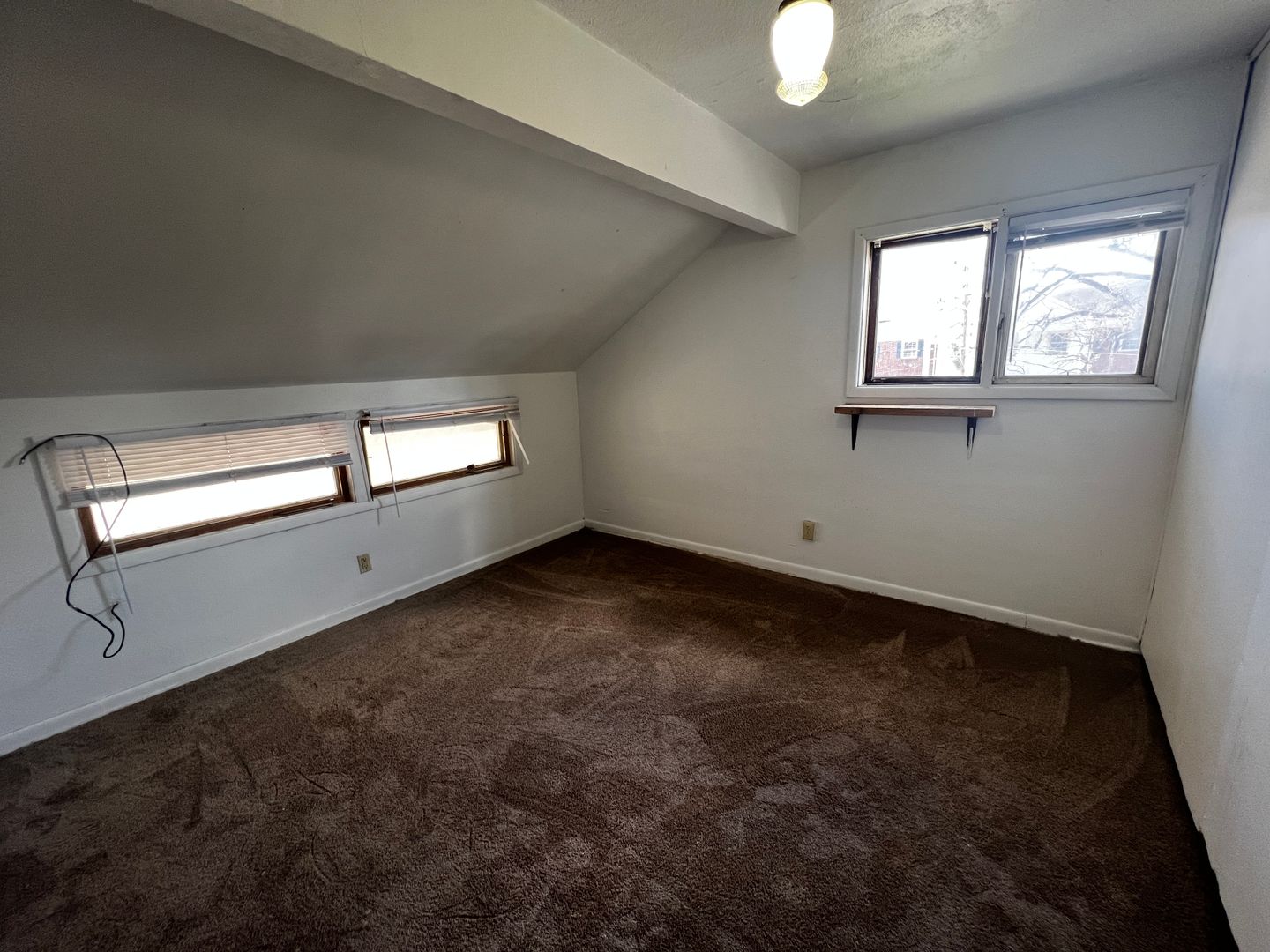 Iowa City Apartment: 125 River St