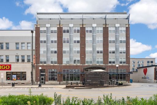 Downtown Studio Apartments – photo 1