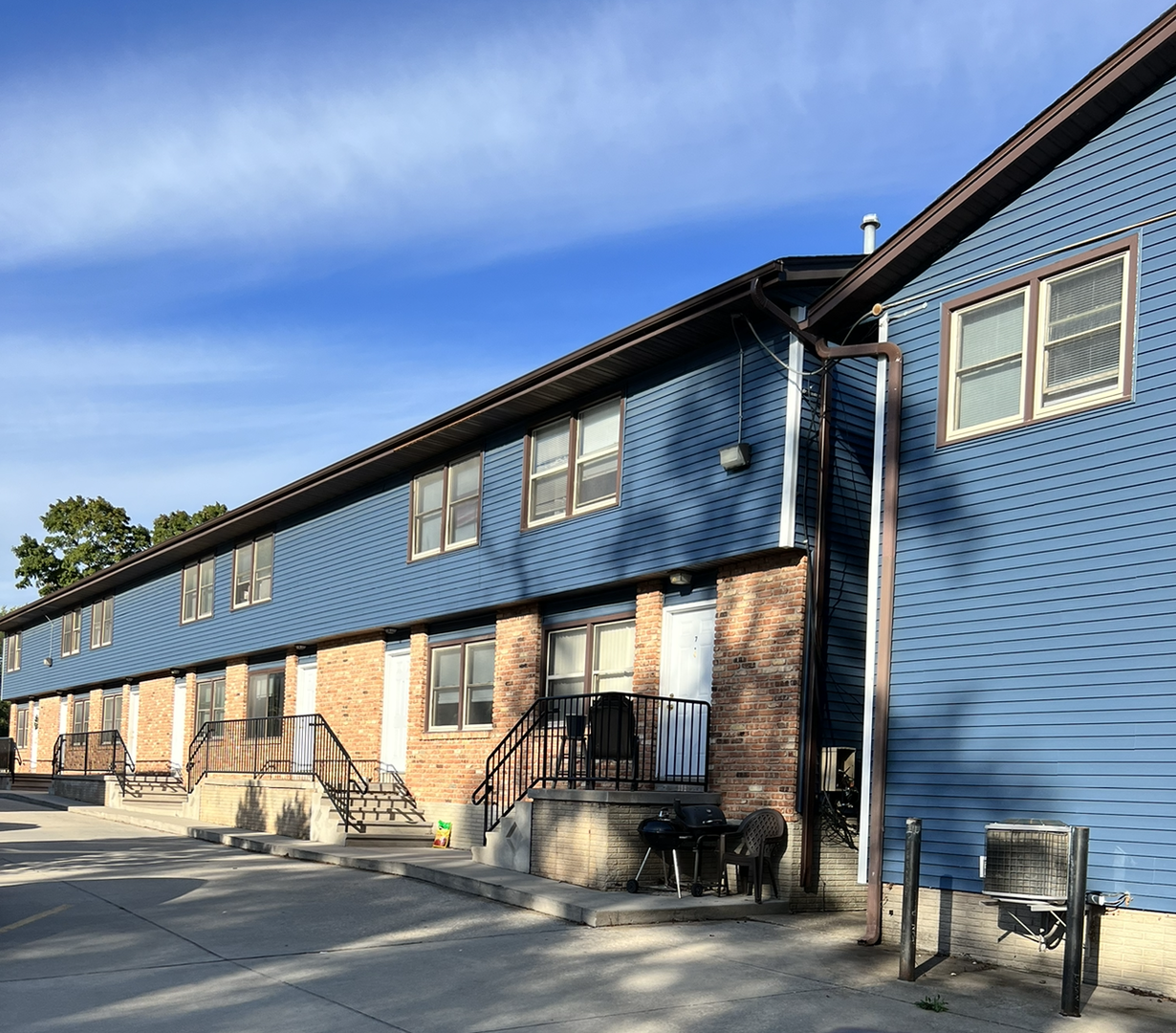 Coralville Townhome: 508 5th St