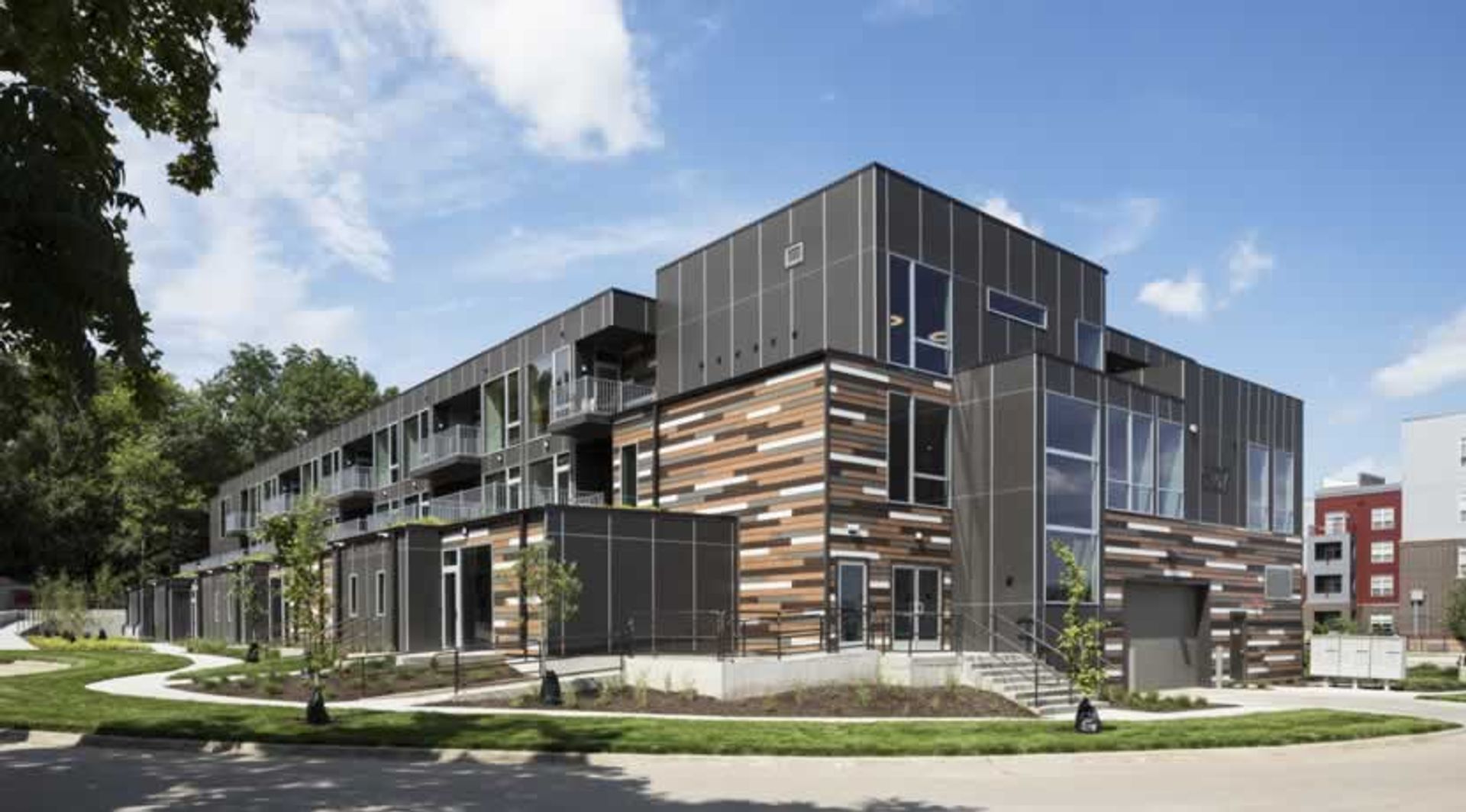 Iowa City Apartment: 627 Orchard Ct