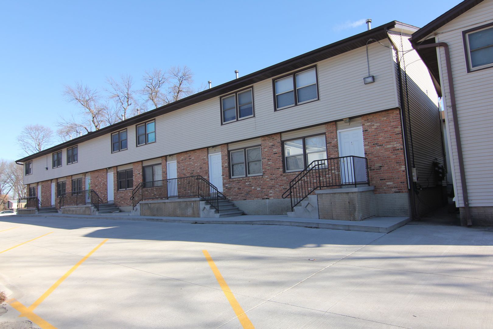 Coralville Townhome: 508 5th St