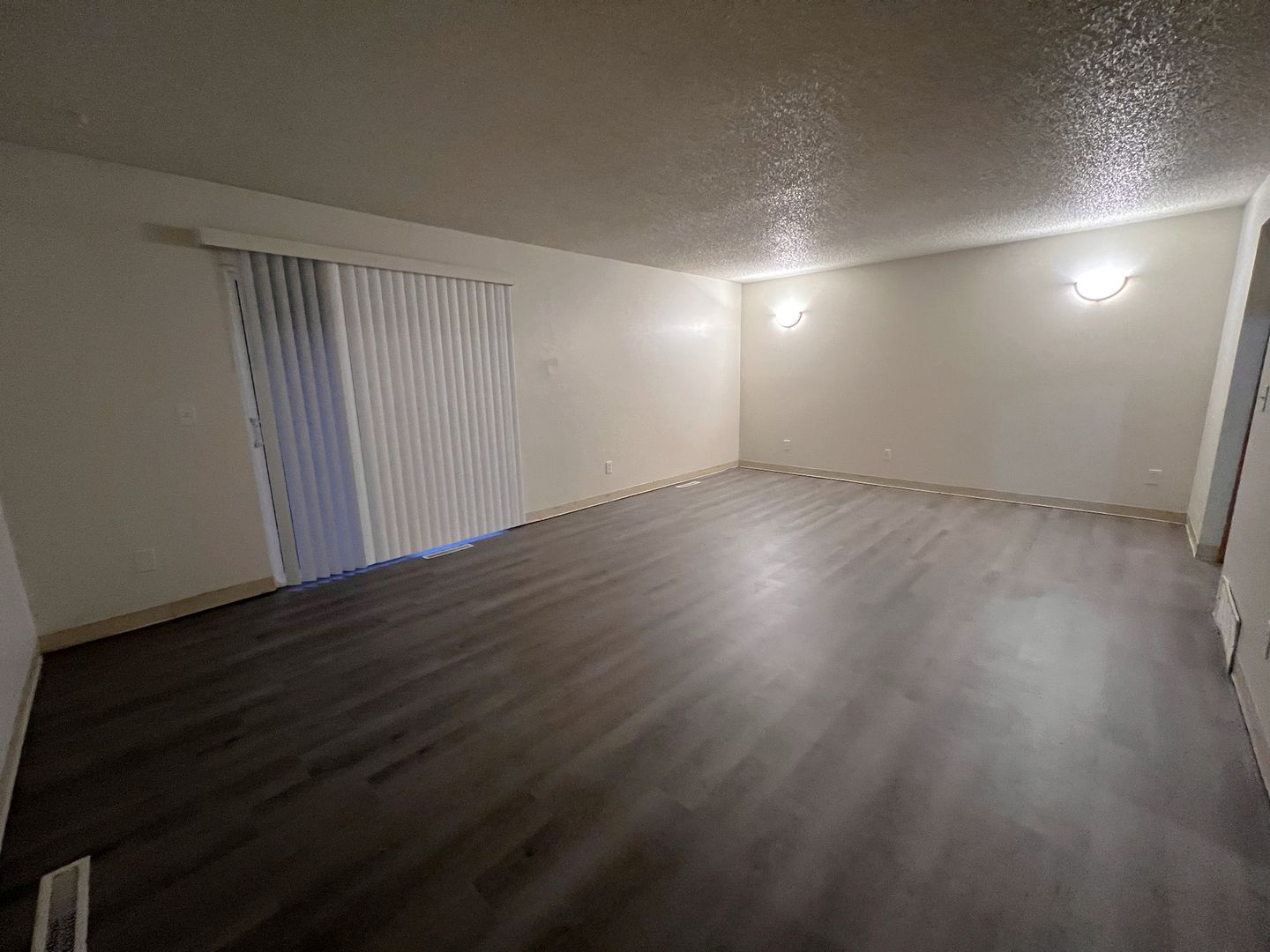 Coralville Apartment: 2010 10th St