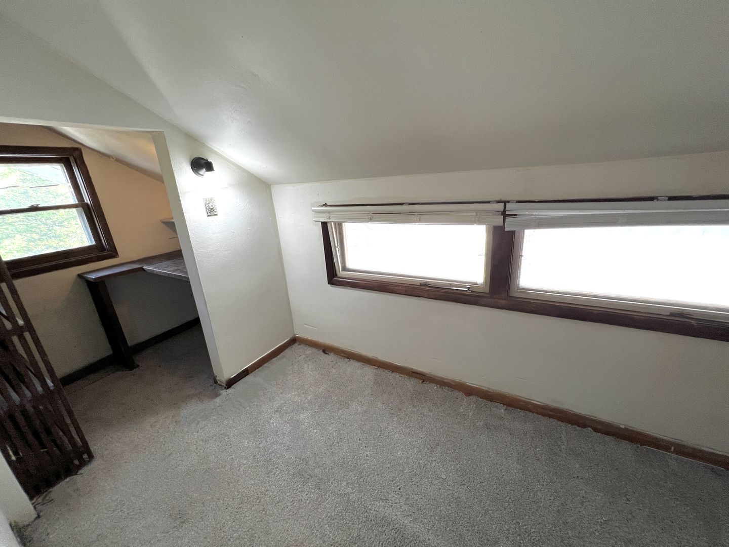 Iowa City Apartment: 125 River St