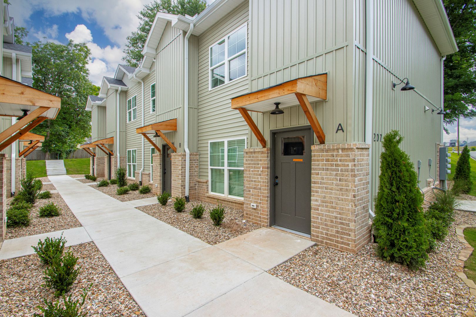 North Little Rock Apartment: 1207 and 1209 W. 7th St