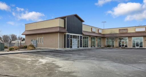 Commercial Space for Lease | Available May 1st! – photo 1
