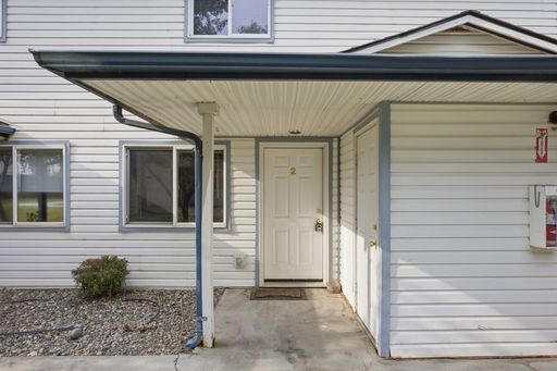 2-Bedroom, 1 Bath Located in Quiet Neighborhood – photo 1