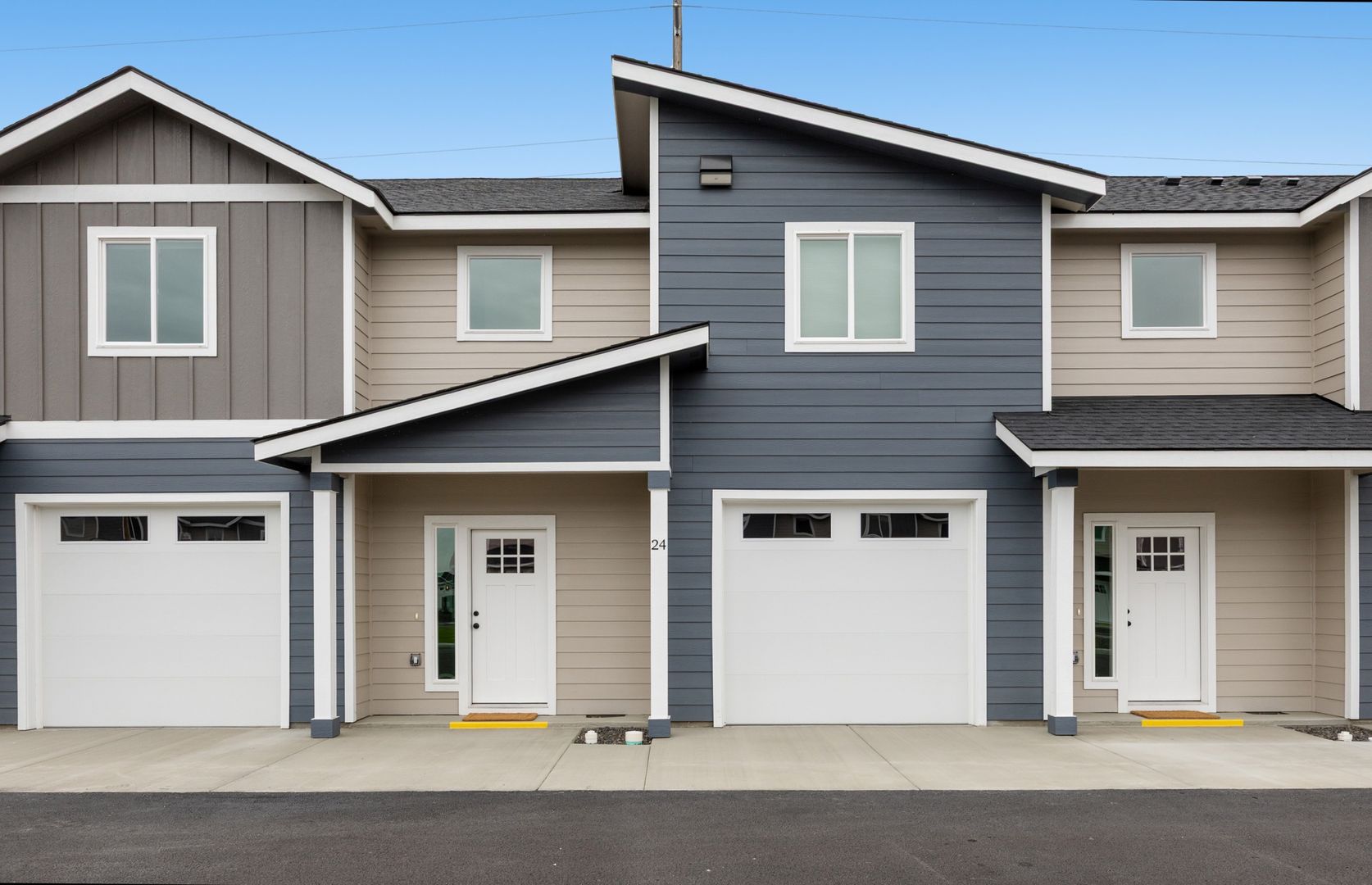 Ephrata Apartment: 370 Ivy St. NE