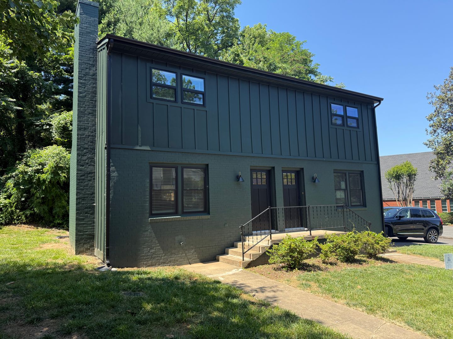 Charlottesville House: 104 Perry Dr