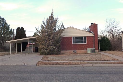 3 Bedroom House near SUU – photo 1