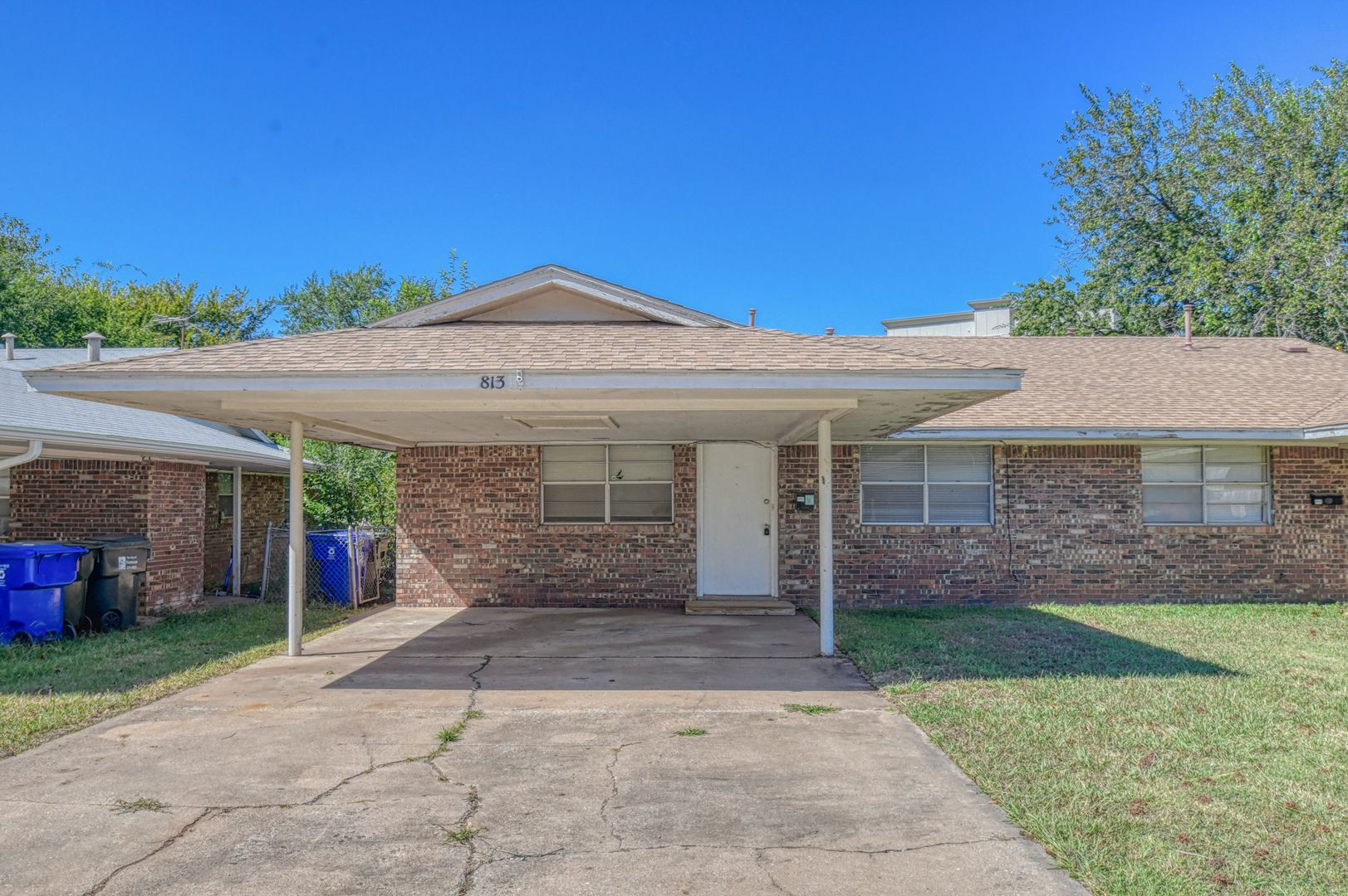 Norman House: 813  Drake Drive