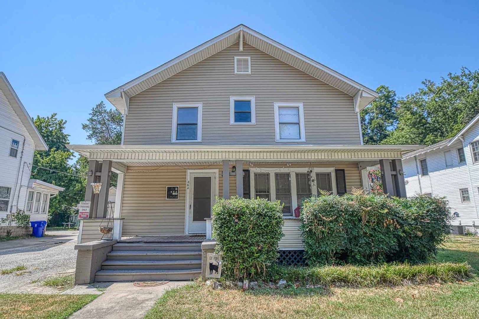Norman Apartment: 464 College