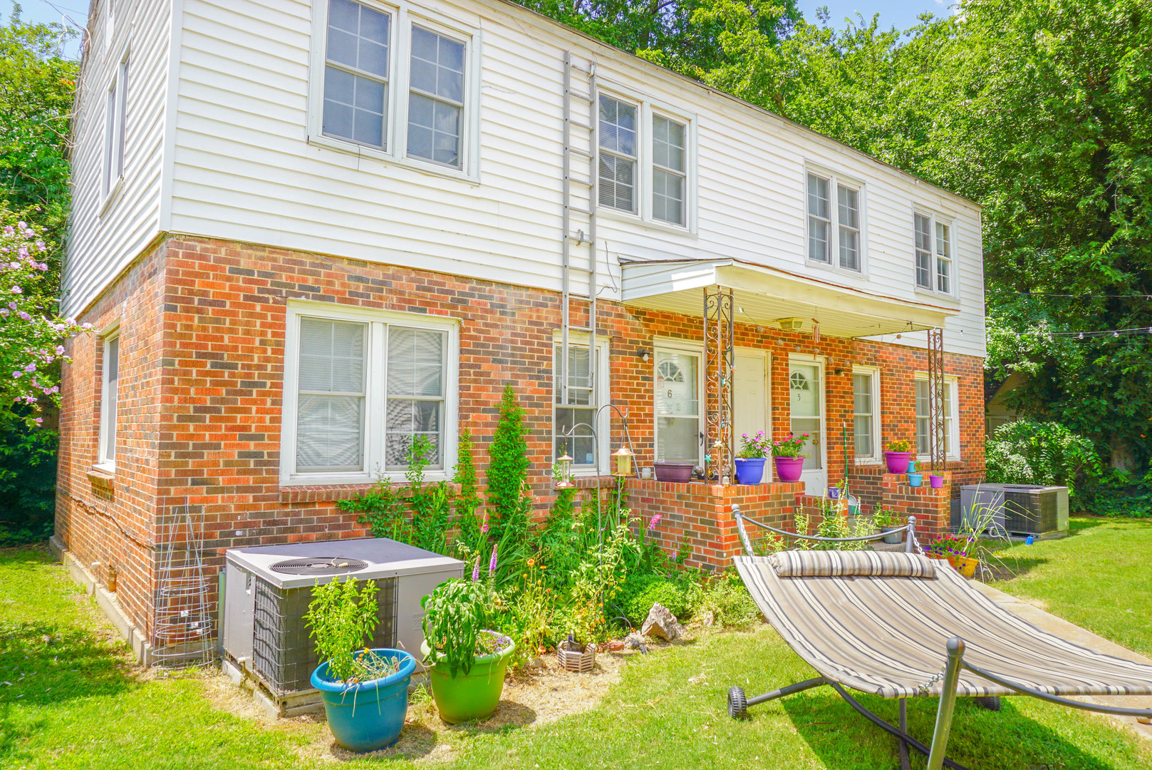 Norman Apartment: 458 College Ave.