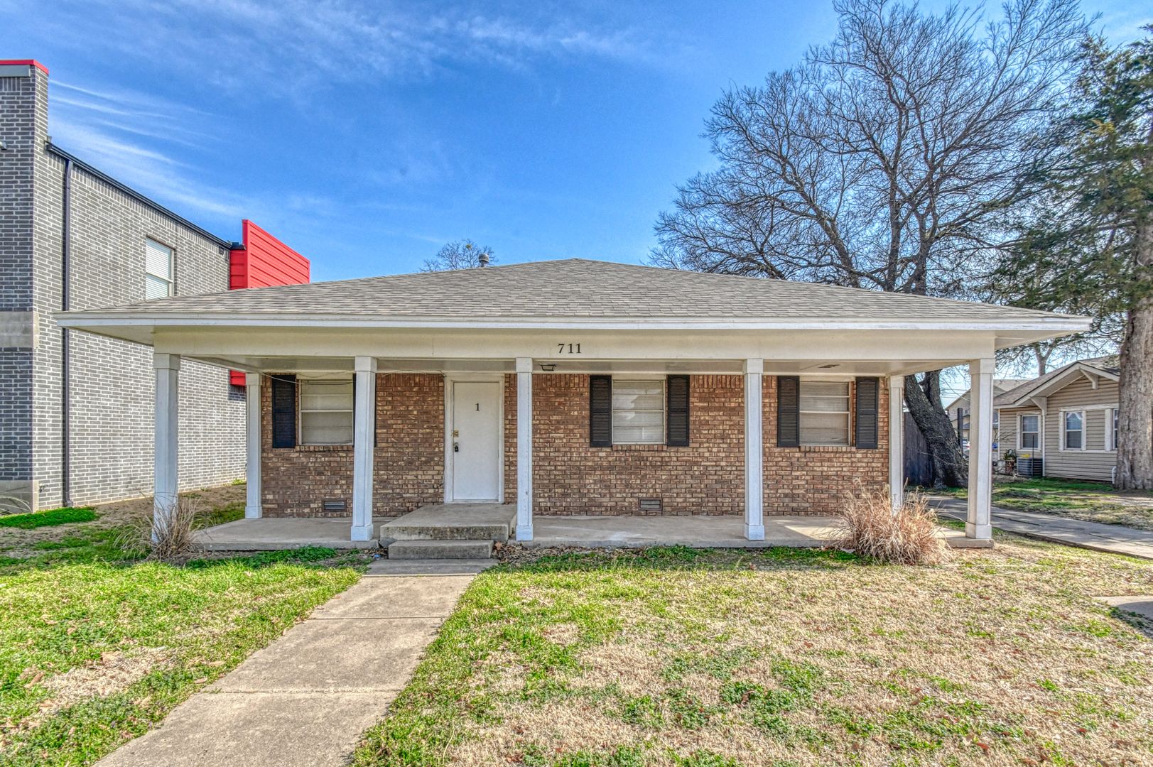 Norman Apartment: 711 Jenkins