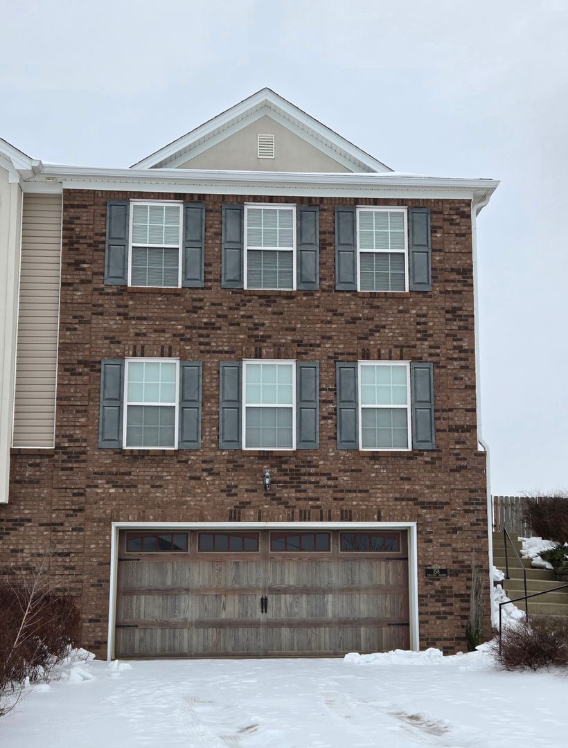 Vine Grove House: 158 Vineland Parkway