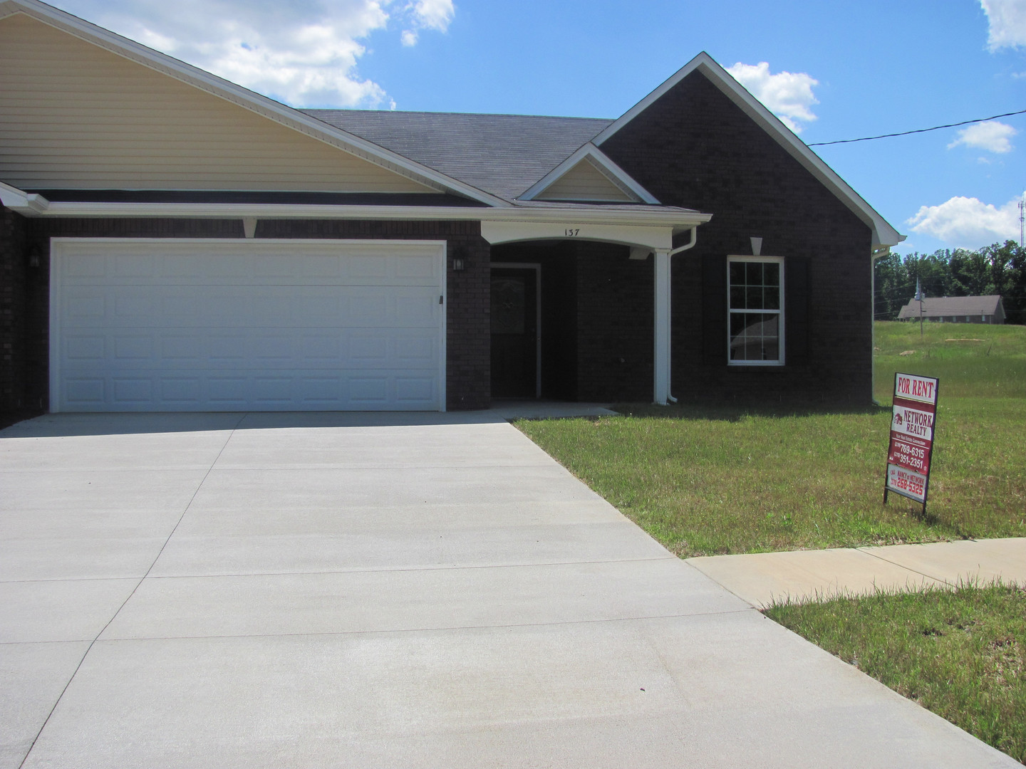 Radcliff Apartment: 139 Boone Trace