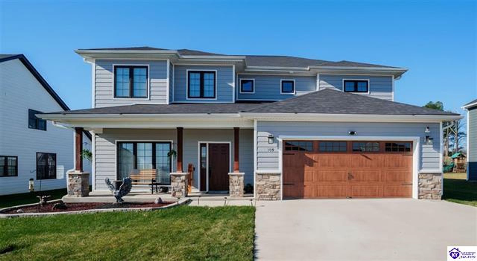 Elizabethtown House: 109 Gaston Circle