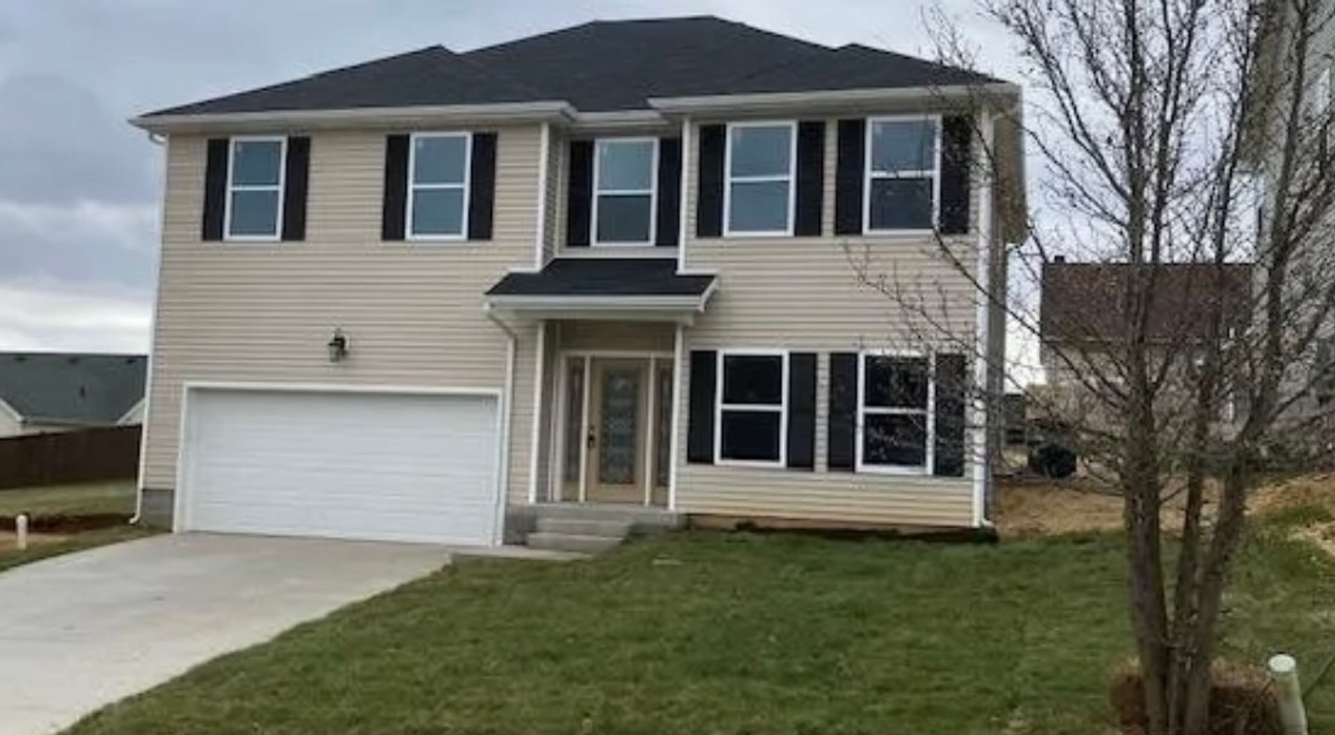 Elizabethtown House: 126 Alumni Drive