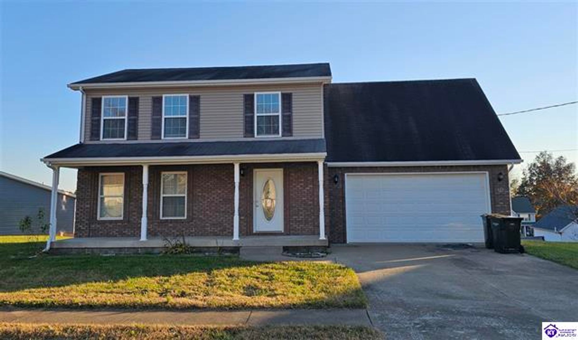 Vine Grove House: 183 Creekvale Drive