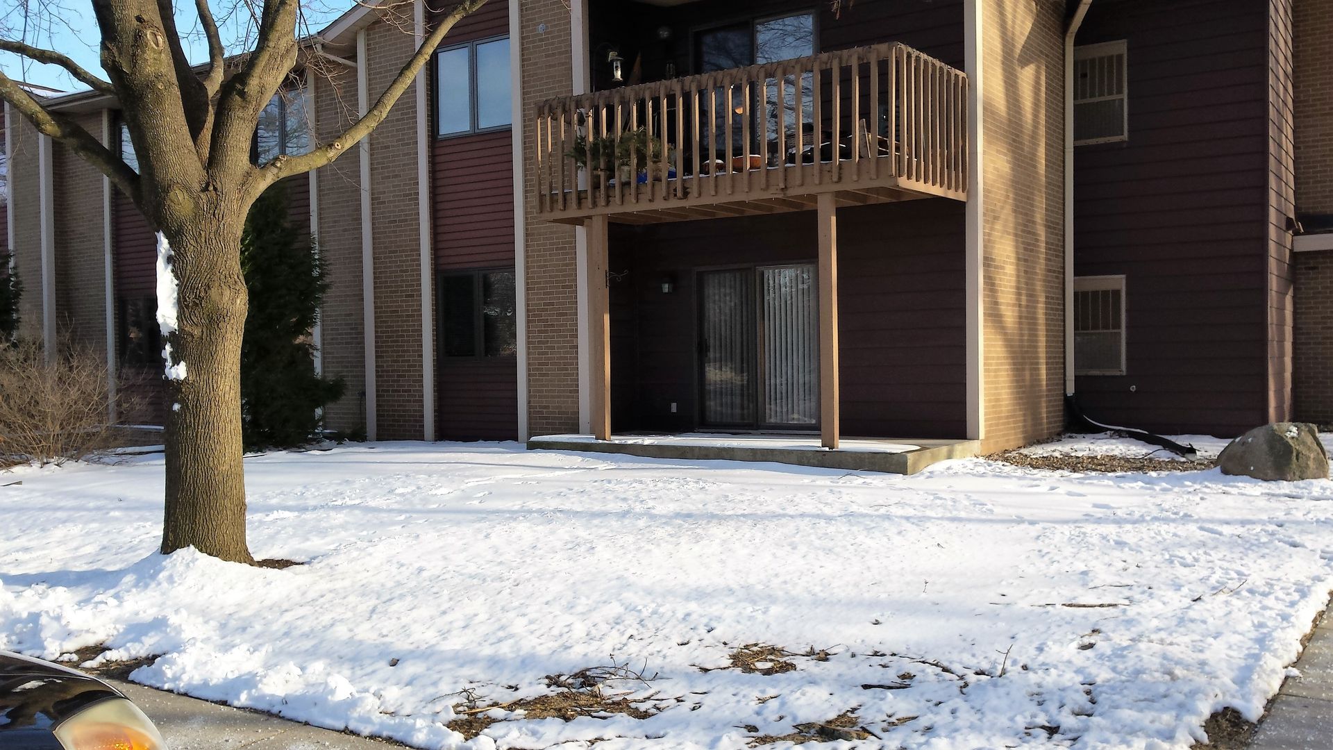 Oconomowoc Apartment: 1156-1168 Lowell Dr