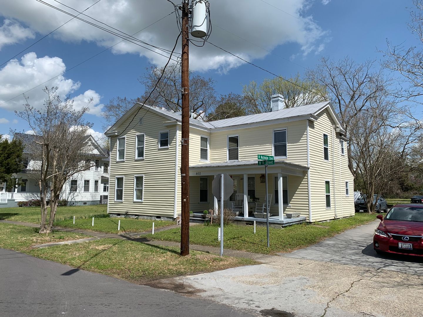 Bridgeton Apartment: 802 N B St #4