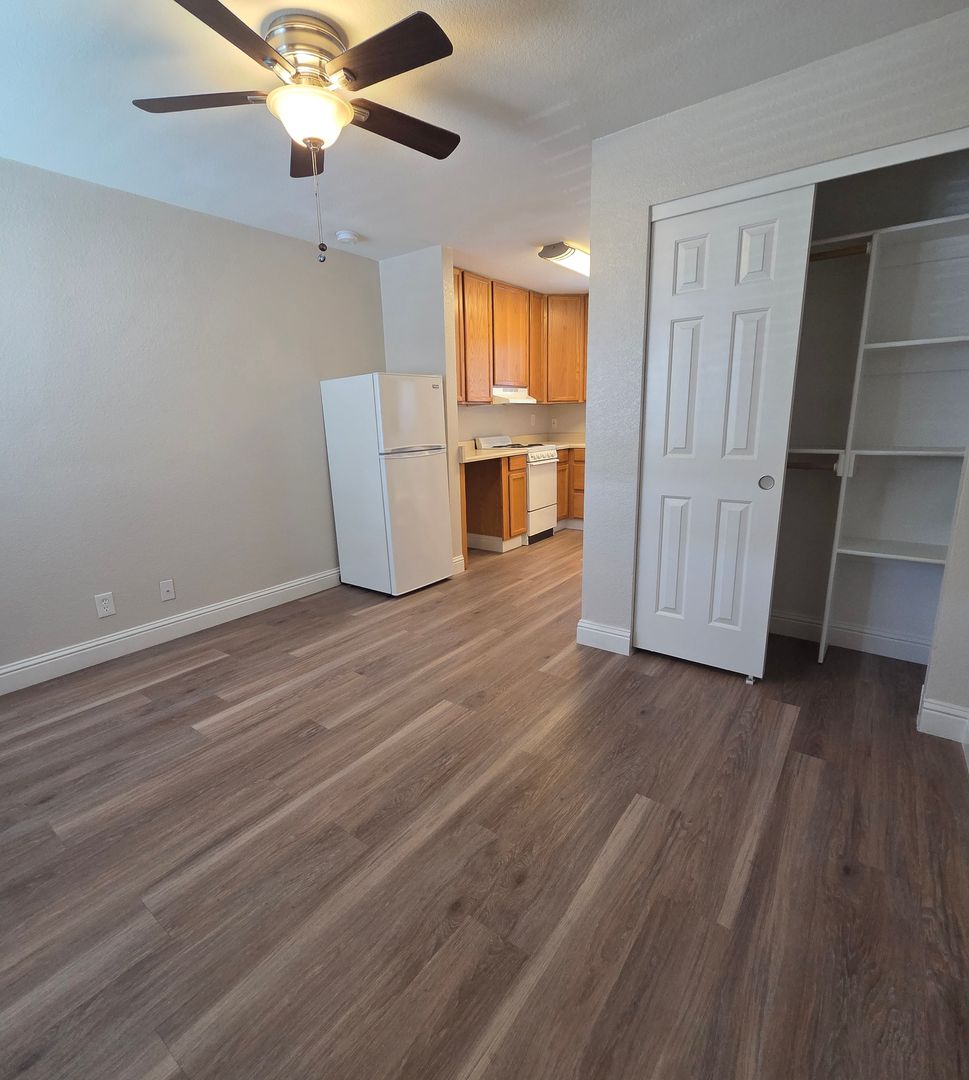 Reno Apartment: 1250 W 2nd St