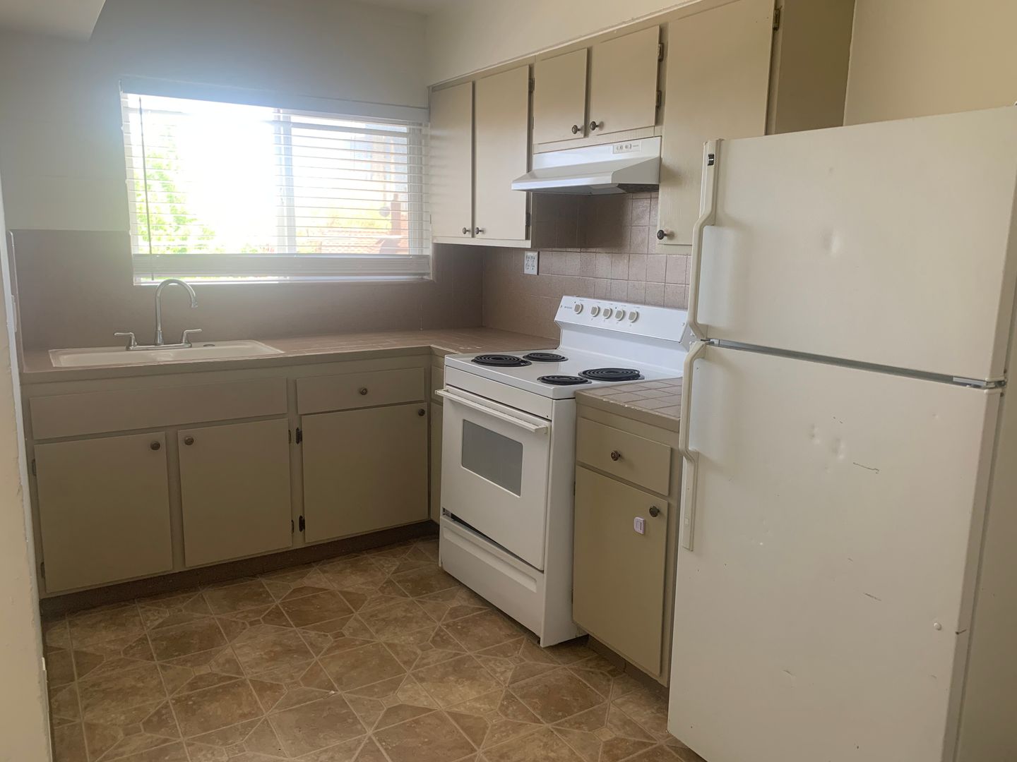 Reno Apartment: 145 University Terrace