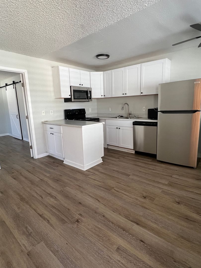 Reno Apartment: 1830 Kirman Avenue