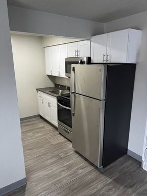 Studio Apartment - Downtown Reno - 2 Months FREE on 13 Month Lease – photo 1