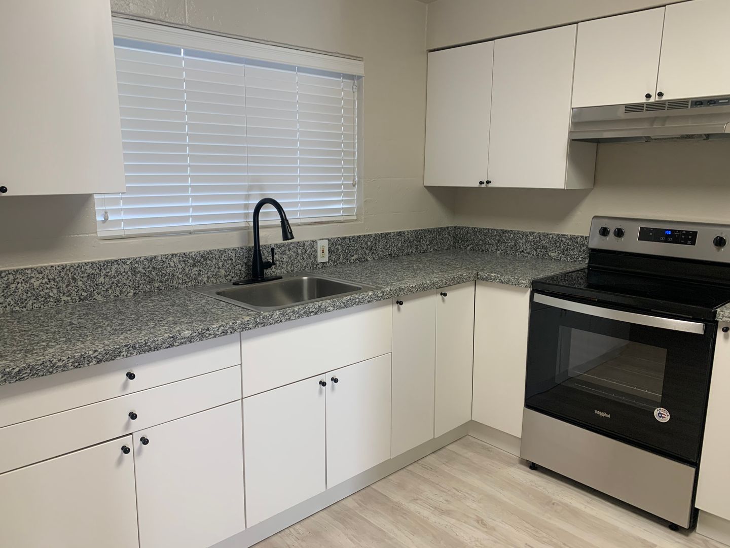 Reno Apartment: 145 University Terrace