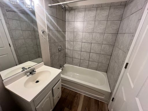 Large 2 bedroom with 2 car garage and extra storage! – photo 1