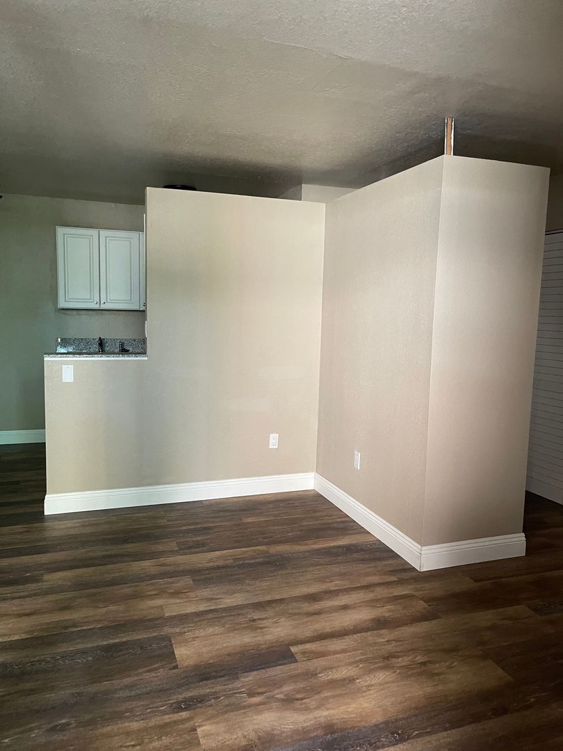 Reno Apartment: 3515 Lakeside Dr