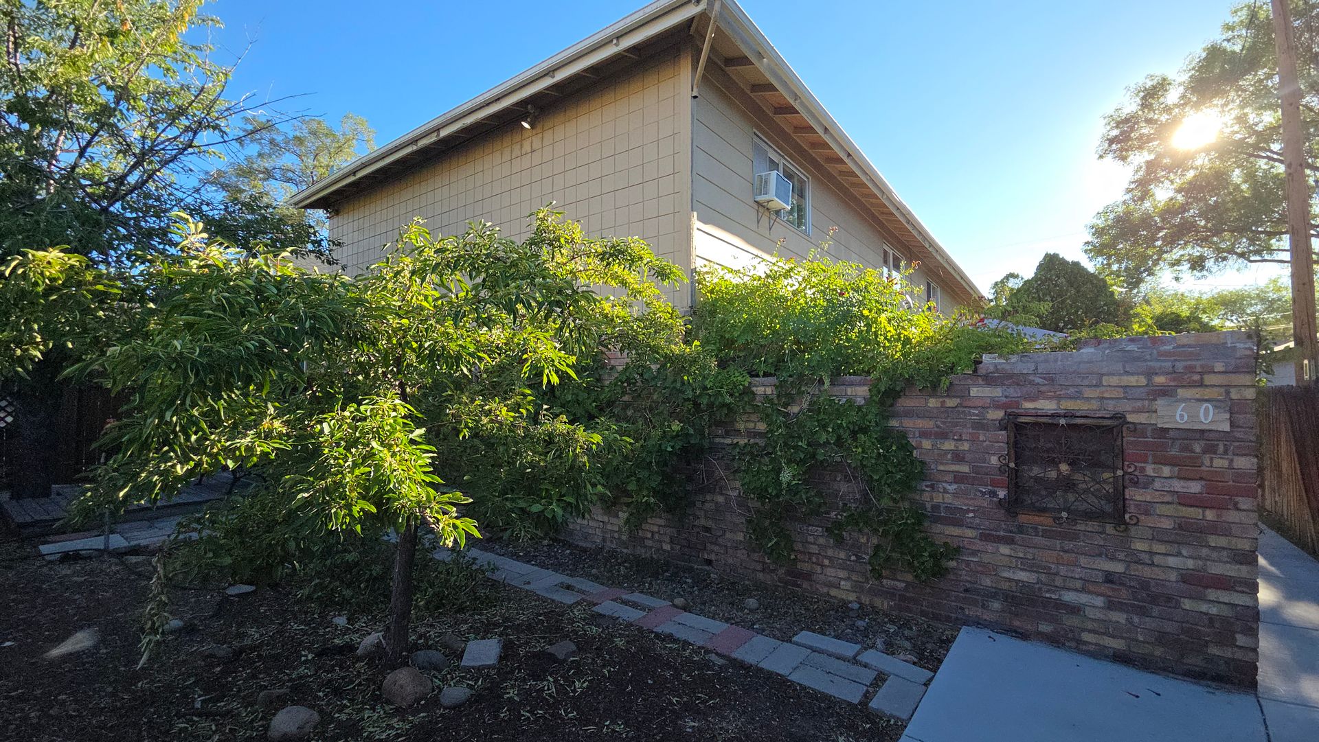 Reno Apartment: 60 Keystone Ave