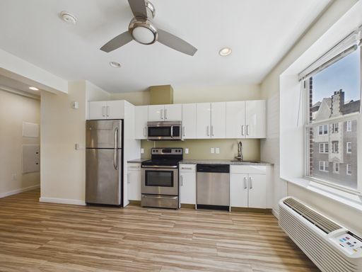 Welcome to Croydon Hall Apartments – photo 1