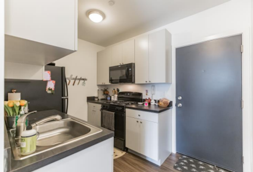 Welcome to Montgomery Flats! – photo 1