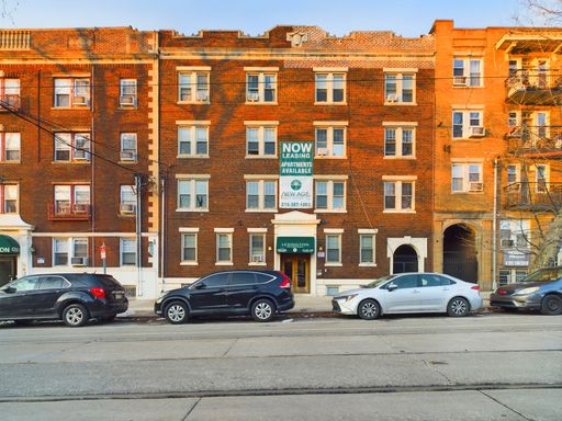 One bedroom in University city! – photo 1