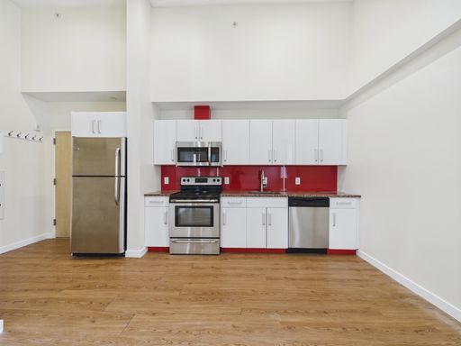 Welcome to Croydon Hall Apartments – photo 1