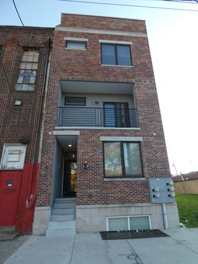 Two Bedroom Apartment in West Powelton – photo 1