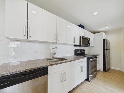 Welcome to Croydon Hall Apartments – photo 1