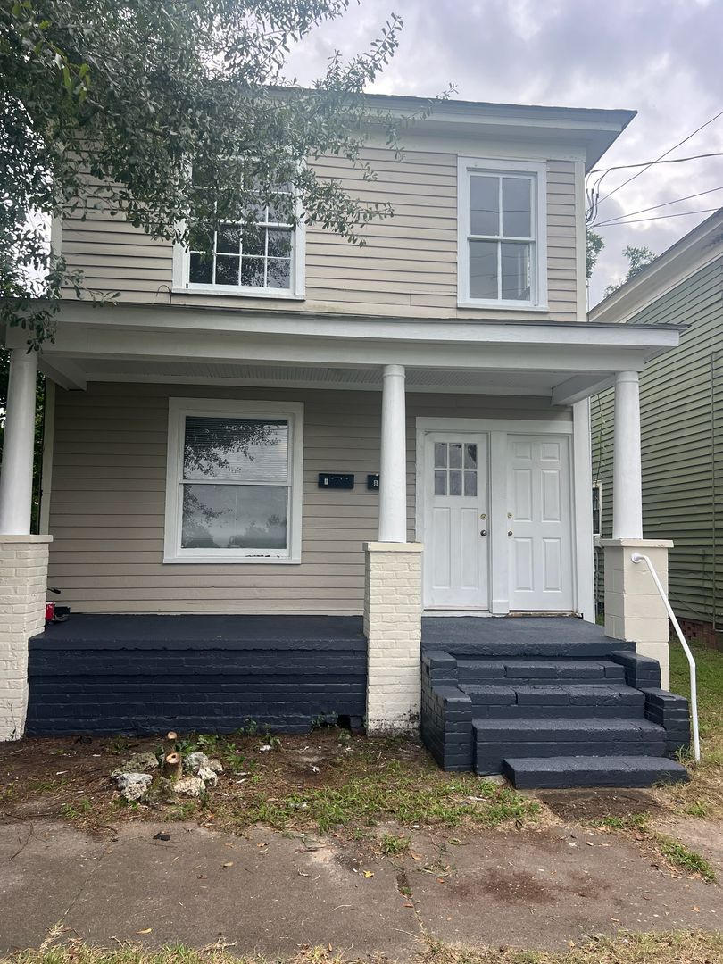 New Bern Apartment: 1207 N Craven Street